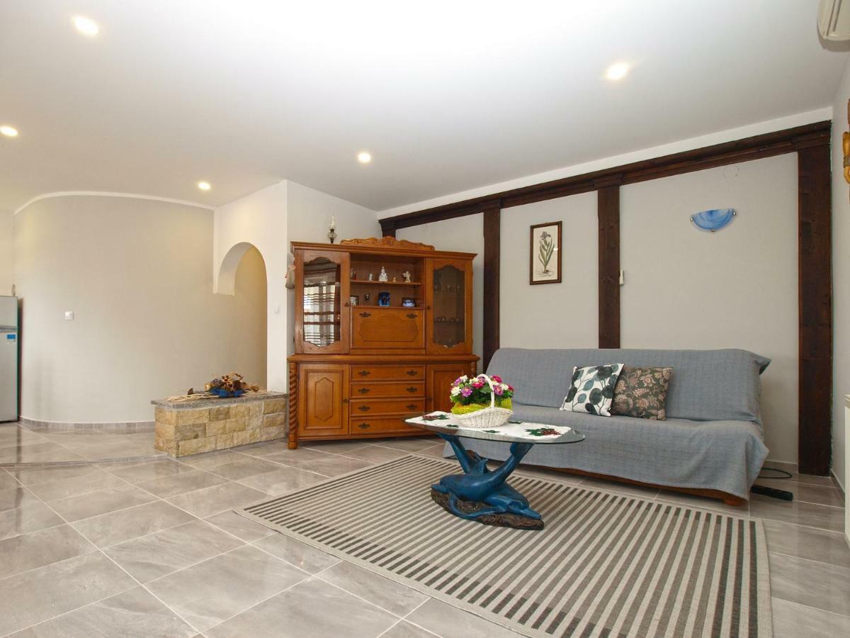 Apartments Dragica 1251 Fažana Εξωτερικό φωτογραφία